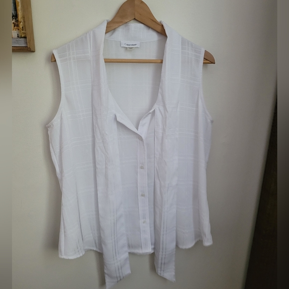 EUC Calvin Klein Tie Blouse L - Picture 2 of 8
